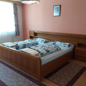  Apartment Ferienwohnung Greul